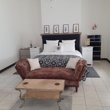 Oasis Master Suite Marconne Εξωτερικό φωτογραφία