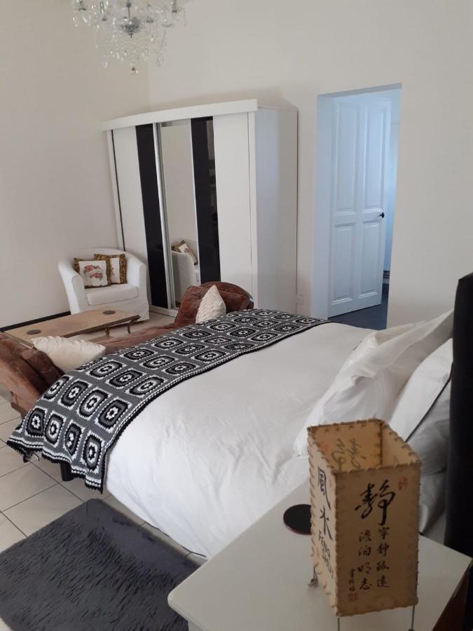 Oasis Master Suite Marconne Εξωτερικό φωτογραφία